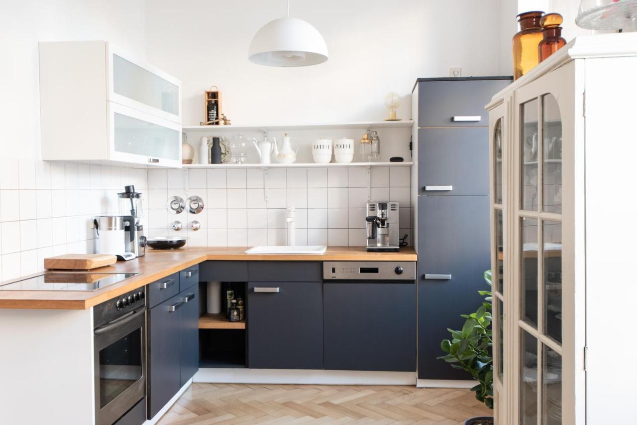 Modern Design Im Klassischem Altbau Weimar  Buitenkant foto